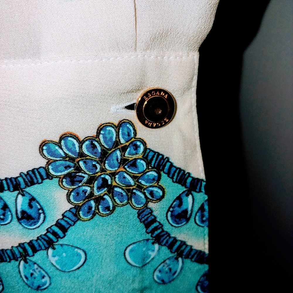 SOLD! ESCADA 36 6 SILK TEAL WHITE GOLD SCROLL SIGNATURE BUTTONS - Picture 6 of 10
